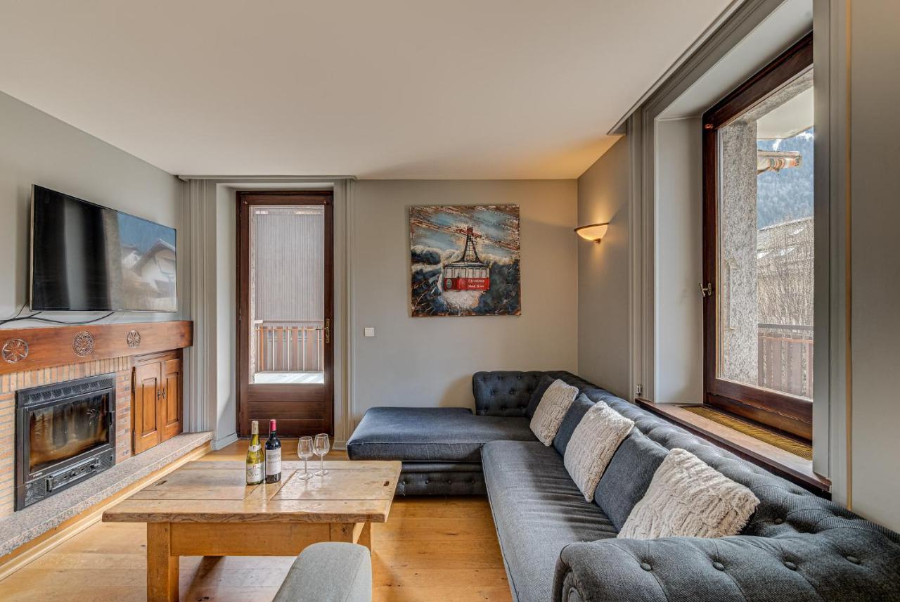 Apartment President - Alpes Travel - Central Chamonix - Sleeps 12 Экстерьер фото