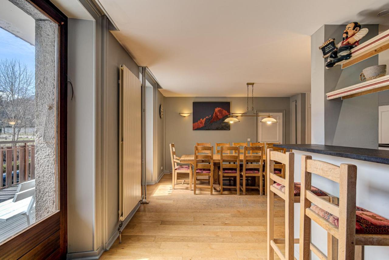 Apartment President - Alpes Travel - Central Chamonix - Sleeps 12 Экстерьер фото