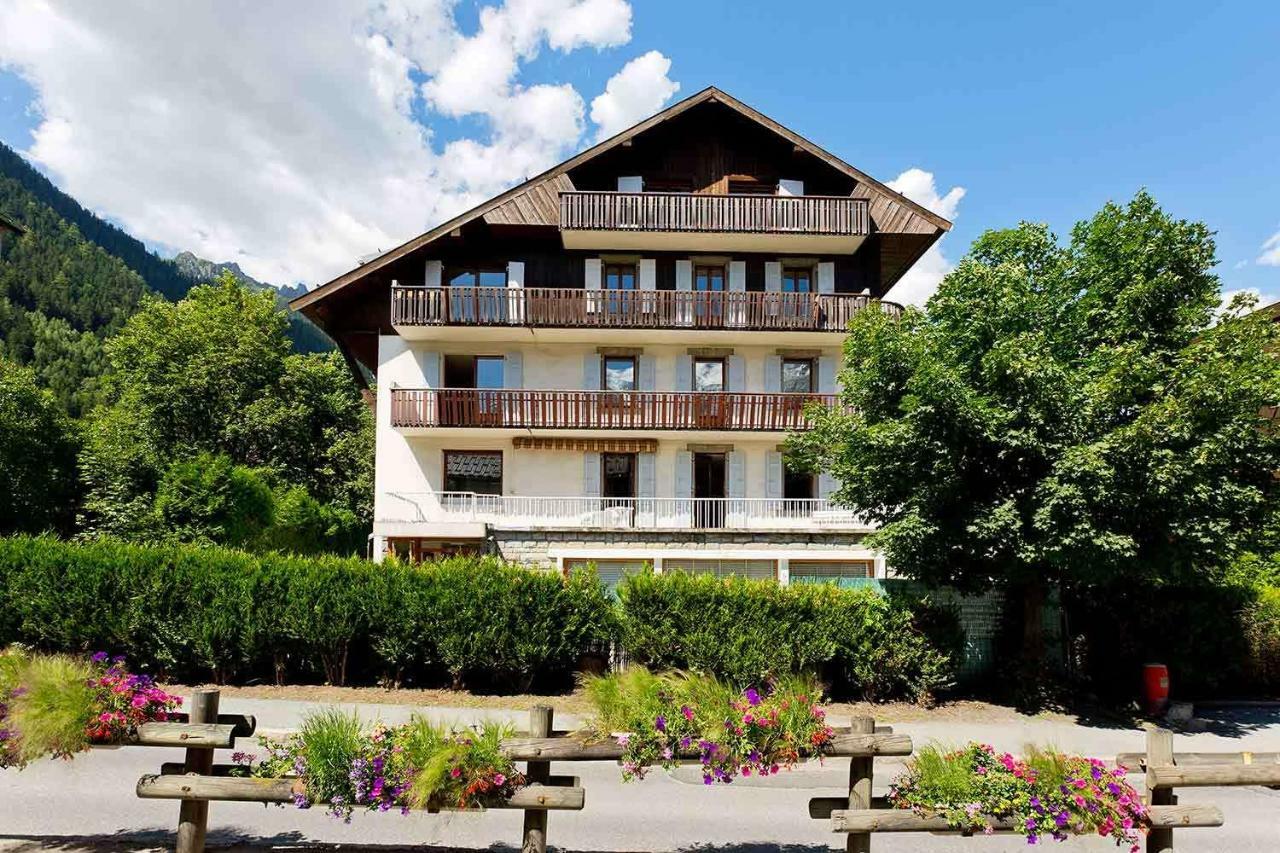 Apartment President - Alpes Travel - Central Chamonix - Sleeps 12 Экстерьер фото